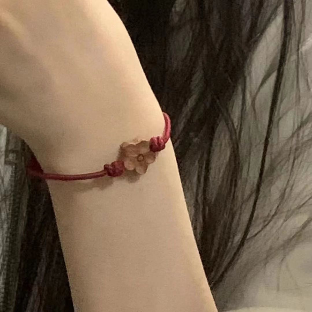 Xiaohongshu's same style peach wood flower hand rope for women hand-woven transfer to ensure safety peach blossom year red rope gift