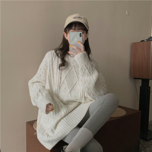 Actual shot of the Korean version of the ins design of the same style as the internet celebrity's mid-length loose sweater, which looks slim and trendy