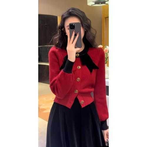 Autumn and winter 2024 animal year clothes Year of the Dragon limited knitted cardigan jacket top small fragrant style red sweater for women