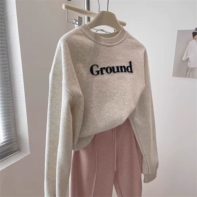 Round neck velvet thickened sweatshirt for women autumn and winter three-dimensional letter loose top jacket
