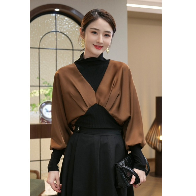 Temperament light luxury splicing coffee color slimming knitted shirt 2023 early autumn new design tops for women