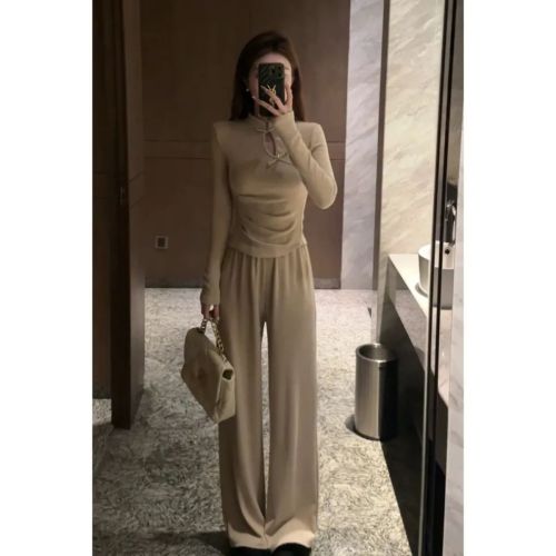 New Chinese-style Chinese style winter suit with buckle design pleated top and wide-leg pants two-piece set