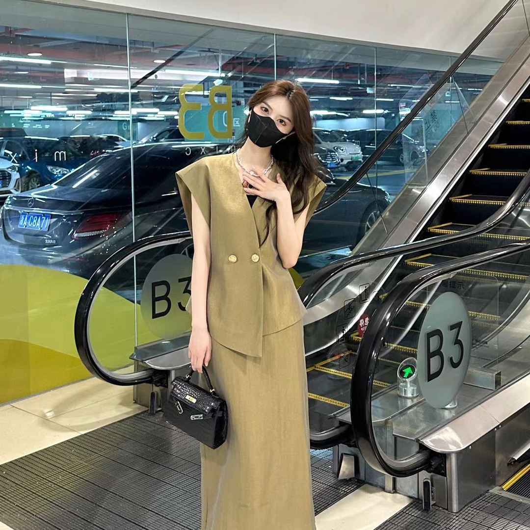 Plus size summer Hepburn style slim temperament sleeveless streamer small suit skirt jacket women's two-piece trendy set