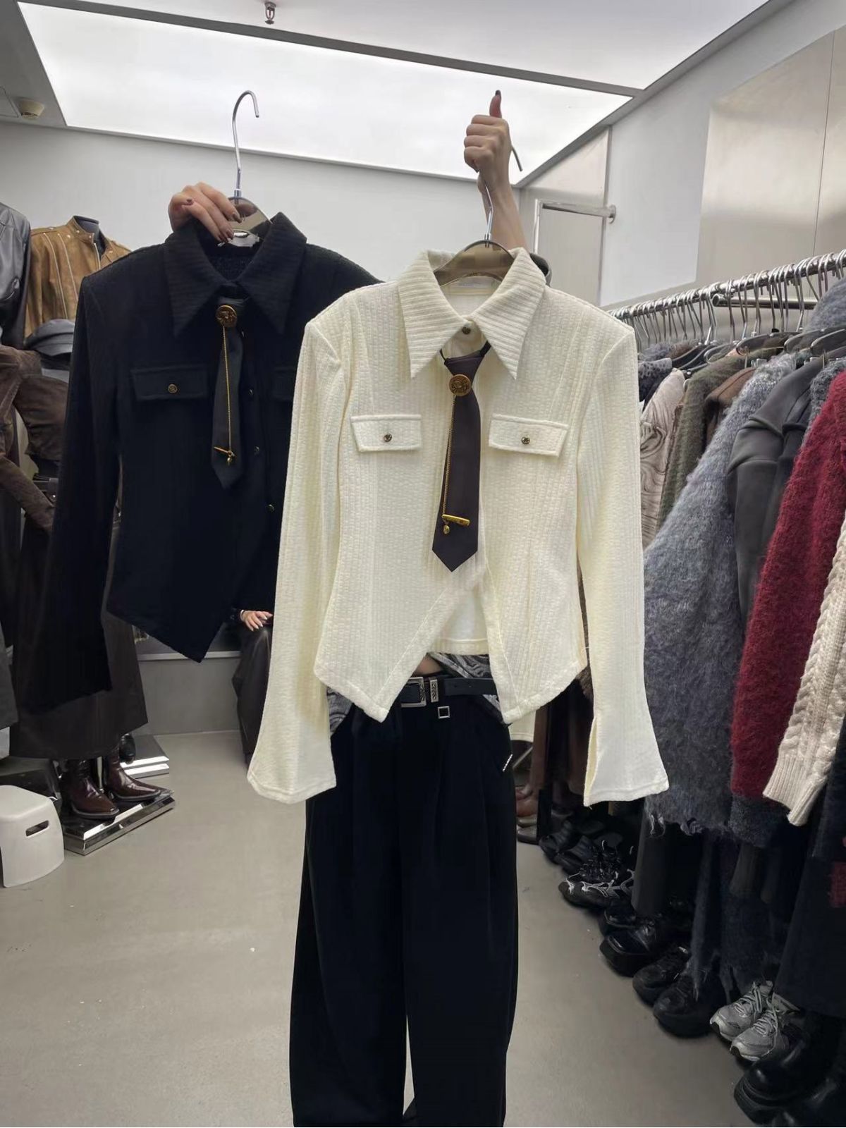 Women's Autumn and Winter New Retro American College Style Lapel and Tie Slit Long Sleeve Shirt Top
