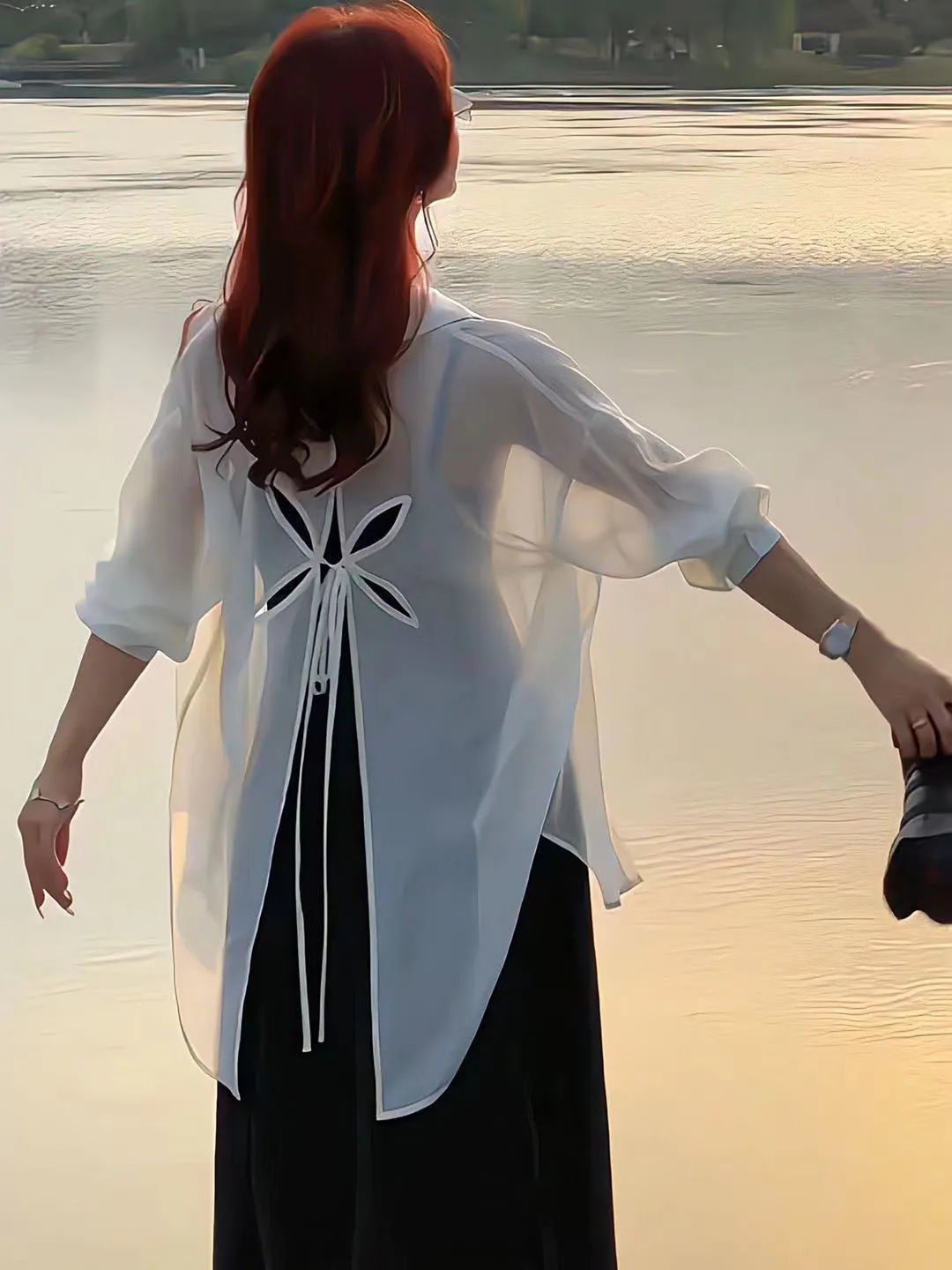 Korean style fashion design, high-end, versatile and temperamental long-sleeved shirt for women with hollow back, casual and simple top