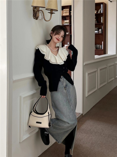 Actual shot of French-style ruffled large lapel contrasting waist knitted sweater v-neck slit slim fit sweater