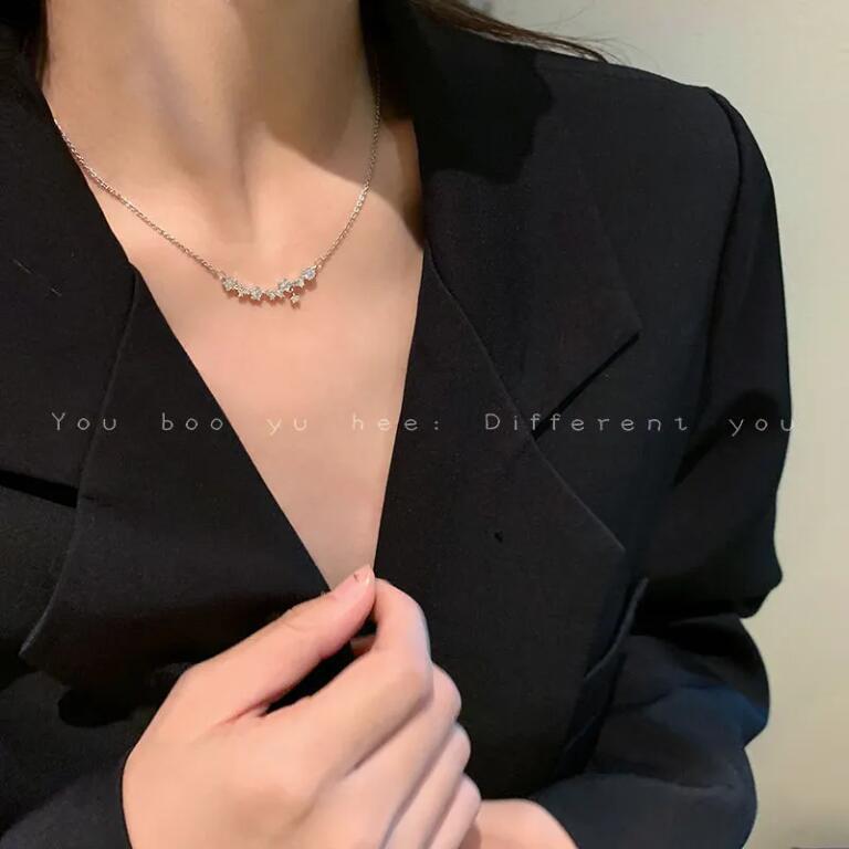 Super flash choker zircon flower necklace for women ins light luxury niche temperament high-end exquisite accessories clavicle chain