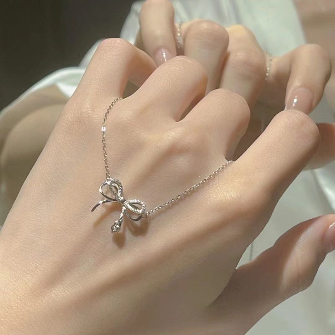 Smart butterfly dream necklace niche ins light luxury high-end fashion versatile trendy girl heart bow necklace for women