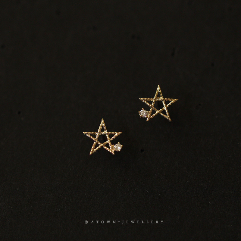 All-over S925 sterling silver plated 14K gold earrings, twisted lines, five-pointed stars, cute stars, Japanese and Korean earrings for students