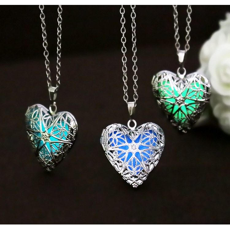 European and American luminous photo box pendant, openable hollow magic box, luminous photo box necklace, creative hollow pendant