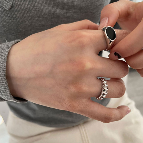 Fashionable niche personality 925 sterling silver black agate ring men's and women's twisted open ring cold style hip-hop fashion