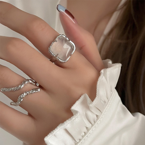 South Korea's Dongdaemun ring women's clear crystal niche high-end design ins cold style open versatile ring