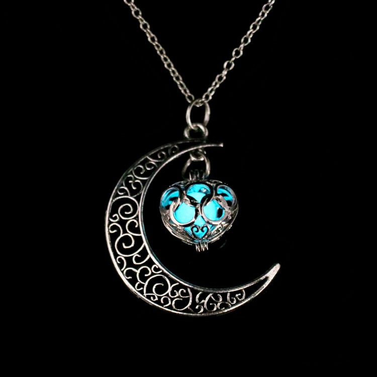 Amazon Necklace Hollow Moon Heart Shape Pendant European and American Necklace Luminous Heart Luminous Stone Pendant