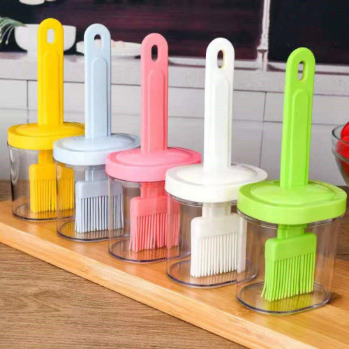 Oil brush, odor-free, with bottle, all-in-one kitchen dustproof household high temperature resistant silicone edible brush sauce barbecue oil brush