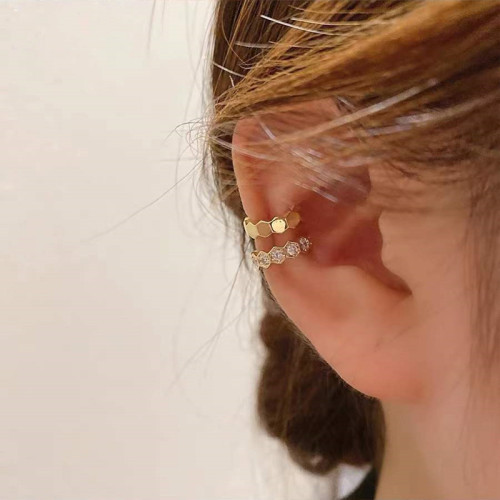 S925 sterling silver ear clip without piercing, high-end earrings for women, cold style ear bone clip, retro temperament, light luxury earrings