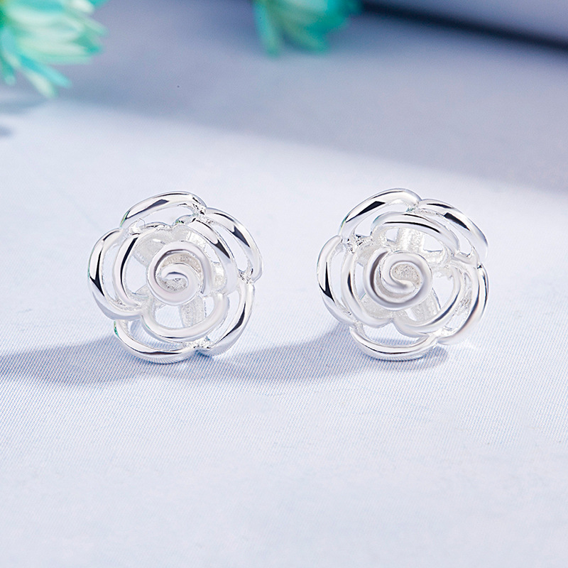 Korean style silver-plated rose flower earrings for women, cold style literary silver-plated flower earrings, simple fashion jewelry