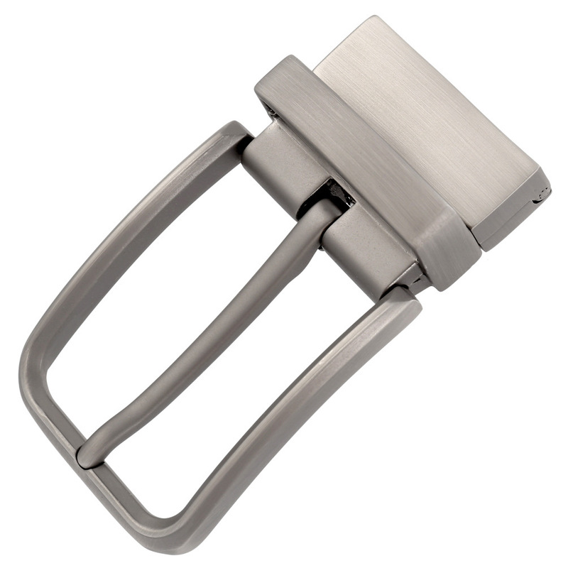 Rotate the new belt buckle, punch the pin buckle head, belt buckle, pin buckle belt head LY35-4090