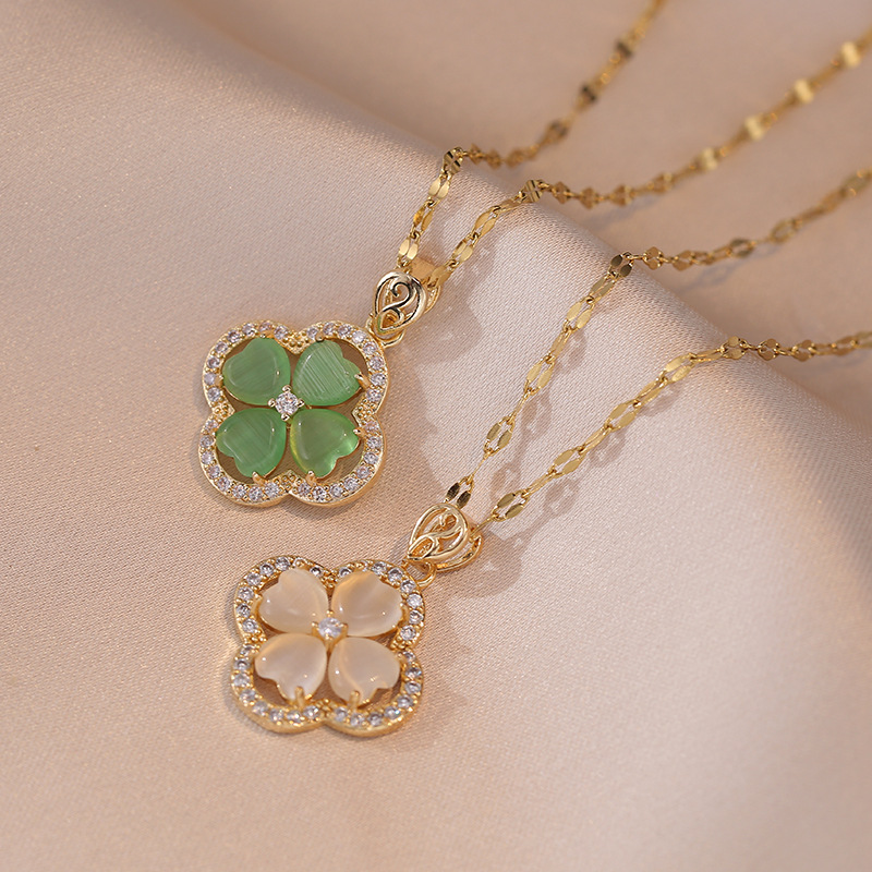 Necklace for women emerald zircon four-leaf zircon fashion commuting niche ins style necklace neck jewelry clavicle chain