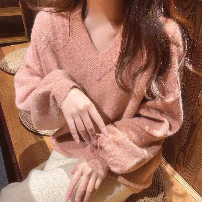 Soft velvet V-neck sweater for women 2022 new autumn and winter Korean style loose imitation cashmere lantern sleeve pullover bottoming sweater for women