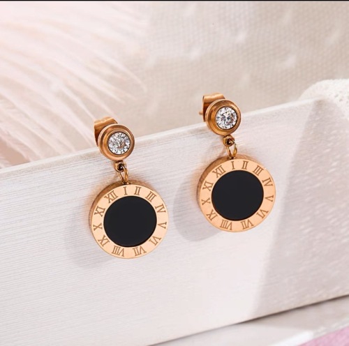Black round diamond stud earrings titanium steel rose gold plated earrings simple temperament Korean personalized women's earrings