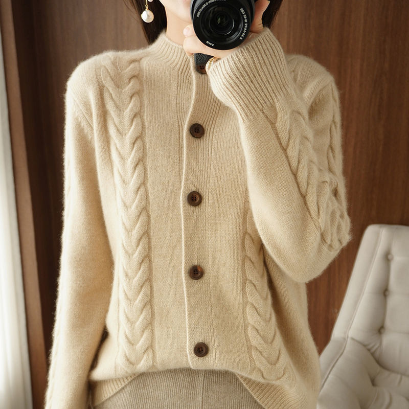 Knitted Cardigan Women's Sweater Jacket Versatile Short Top Loose Large Size Autumn and Winter Long Sleeve New Fashion Style