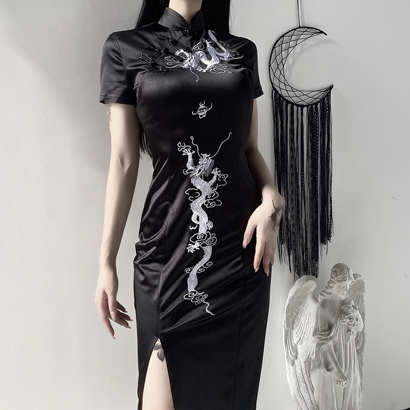 92280 Dark style hip-hop buckle large size long skirt improved hip-hop embroidered cheongsam slim dress for women in autumn and winter