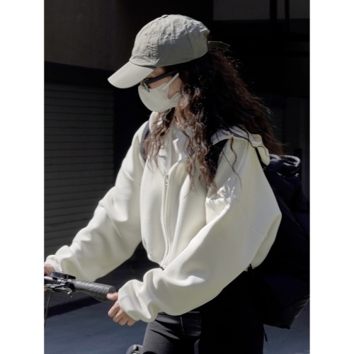 Louvre Autumn New Korean Style Casual Sports Style High Waisted Short Hooded Sweatshirt Loose Slim Solid Color Top for Women