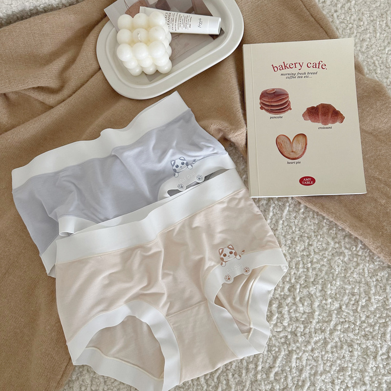N8344 Modal 60 count comfortable soft waxy skin-friendly cat underwear mid-waist girls briefs pure cotton 5A antibacterial