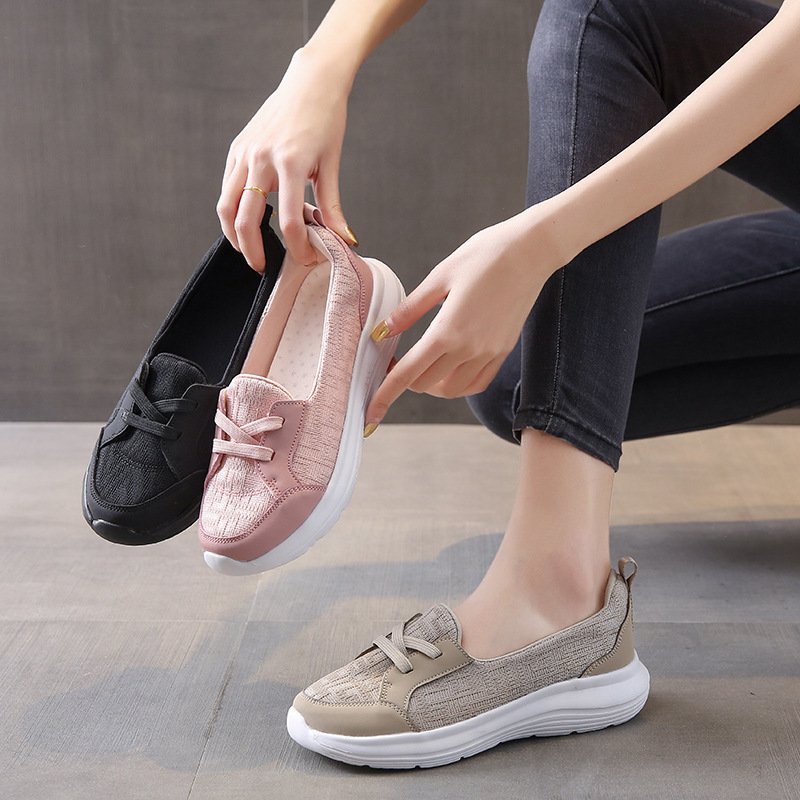 Slip-on slip-on slip-on cross-border four-season casual women's shoes 2023 new mother's shoes low-top flat walking shoes