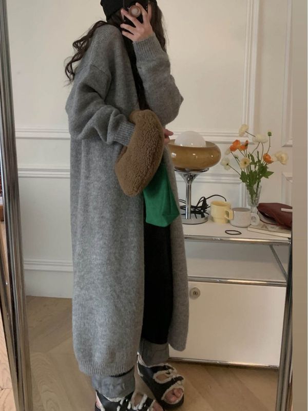 2023 Autumn Gray Knitted Cardigan Women's Mid-Length Loose Retro High-Quality Small Sweater Coat