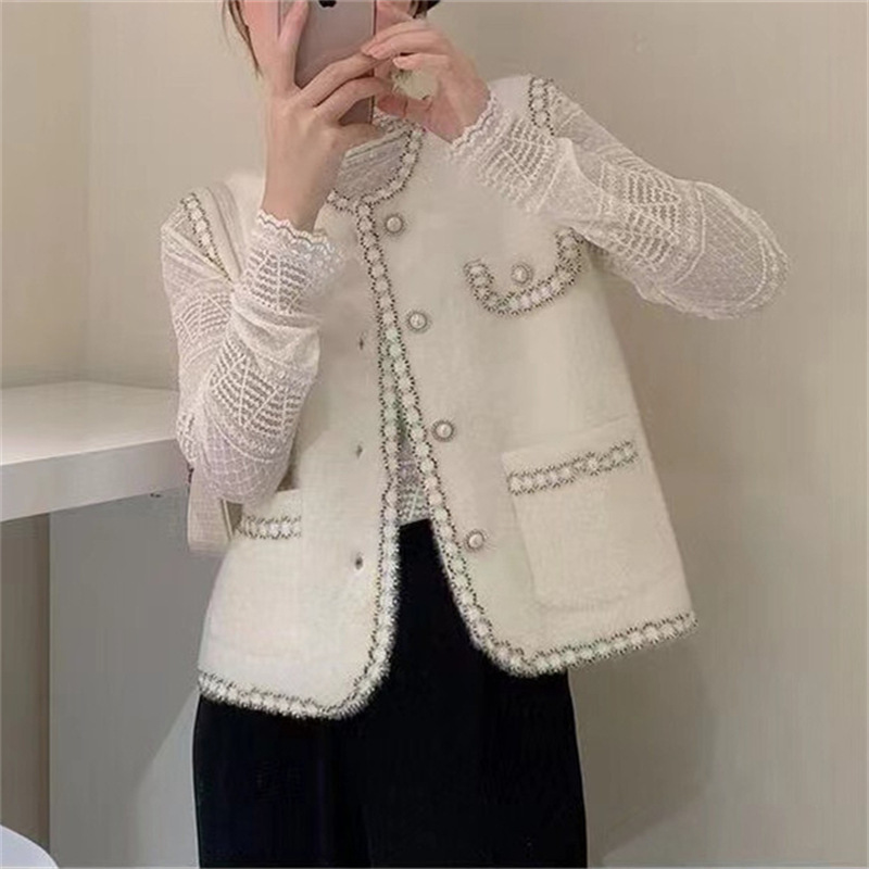 Xiaoxiangfeng spring and autumn new style vest women's sweater small waistcoat design imitation mink velvet lace round neck sweater for women