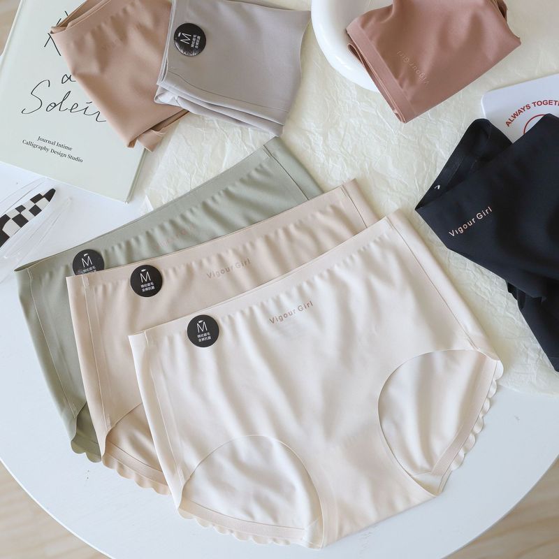 N8225 5A antibacterial women's underwear autumn and winter slightly brushed earth-tone mulberry silk crotch naked mid-waist seamless underwear