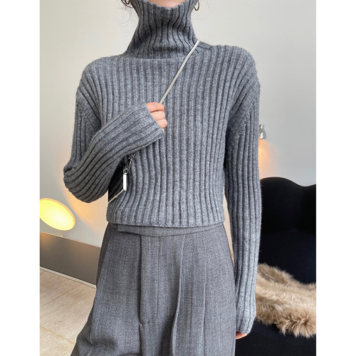 Winter new European and American blogger ins fashionable high collar high waist short sweater comfortable casual warm slimming top for women