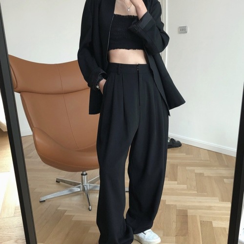 Autumn new European and American fashionable high-waisted wide-leg trousers, loose and drapey, practical straight-leg carrot pants, casual trousers for women