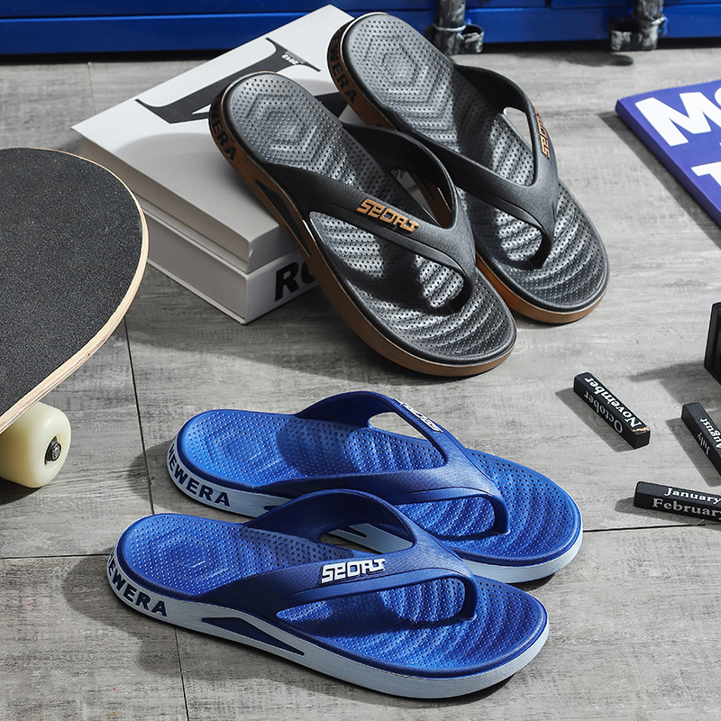 Summer flip-flops for men, non-slip, lightweight, outdoor casual beach sandals, fashionable Korean version, trendy outer wear