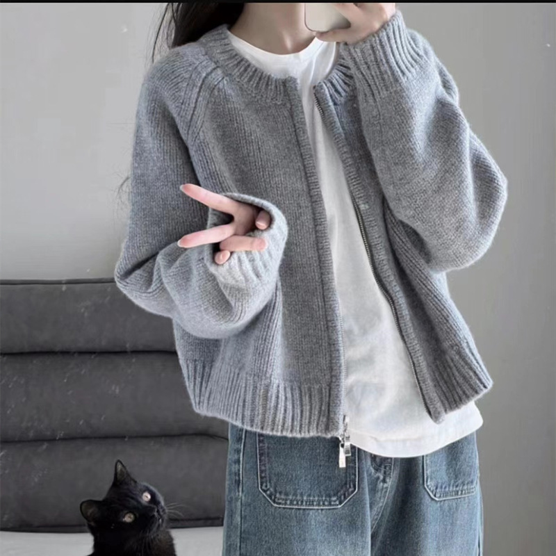 2023 Autumn and Winter New Sheep Wool Top Thick Needle French Gentle Short Knitted Sweater Cardigan Jacket Women's Clothing