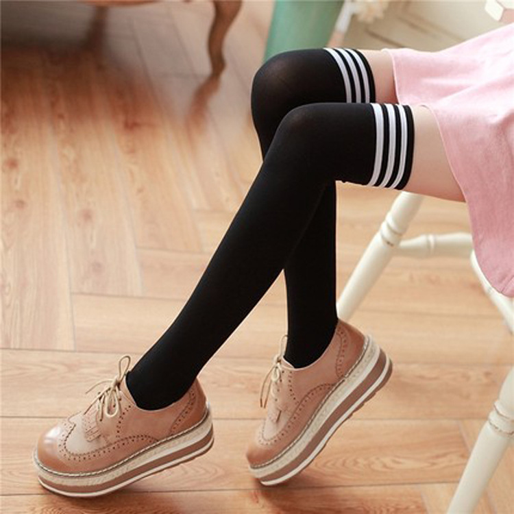 Women's over-the-knee spring and autumn Japanese college style students' three-stripe high stockings black and white mid-calf stockings