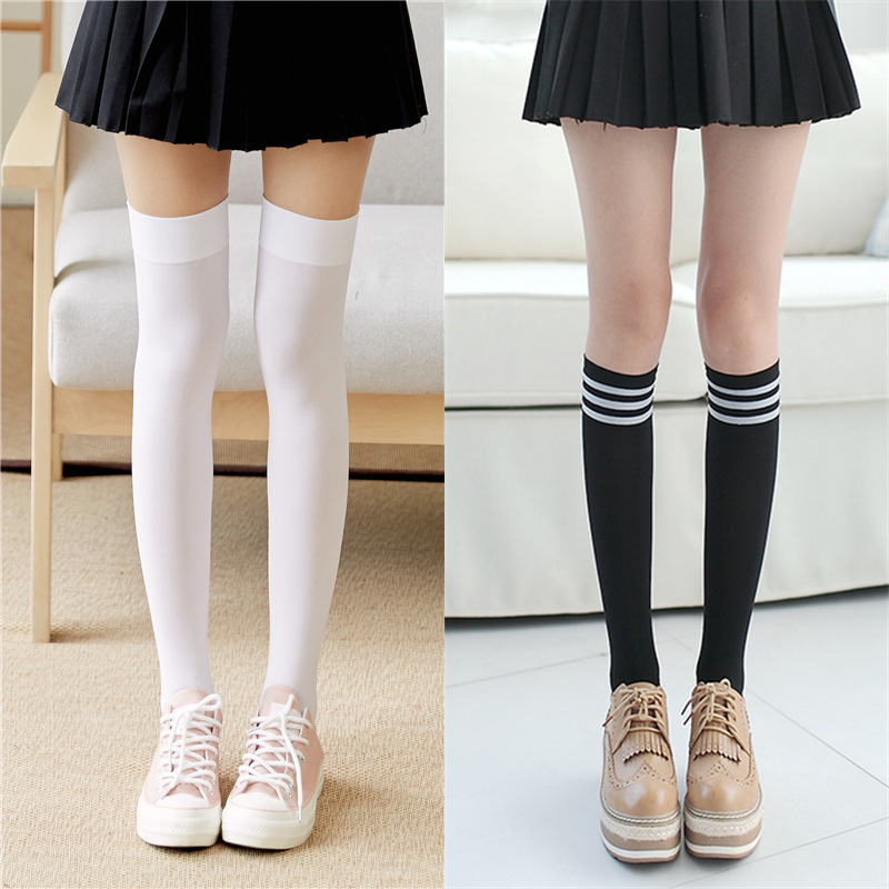 Spring and autumn Japanese velvet stockings black and white student girls over-the-knee socks mid-high stockings cosplay socks