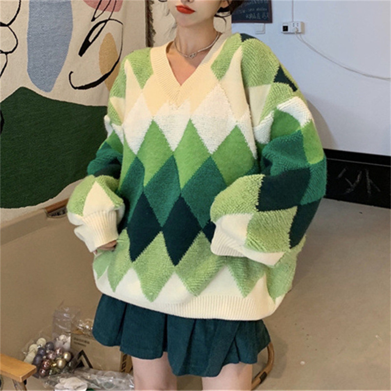 Lazy style rhombus sweater for women in winter 2023 new gradient color design sense of age-reducing women's thick coat knitted top