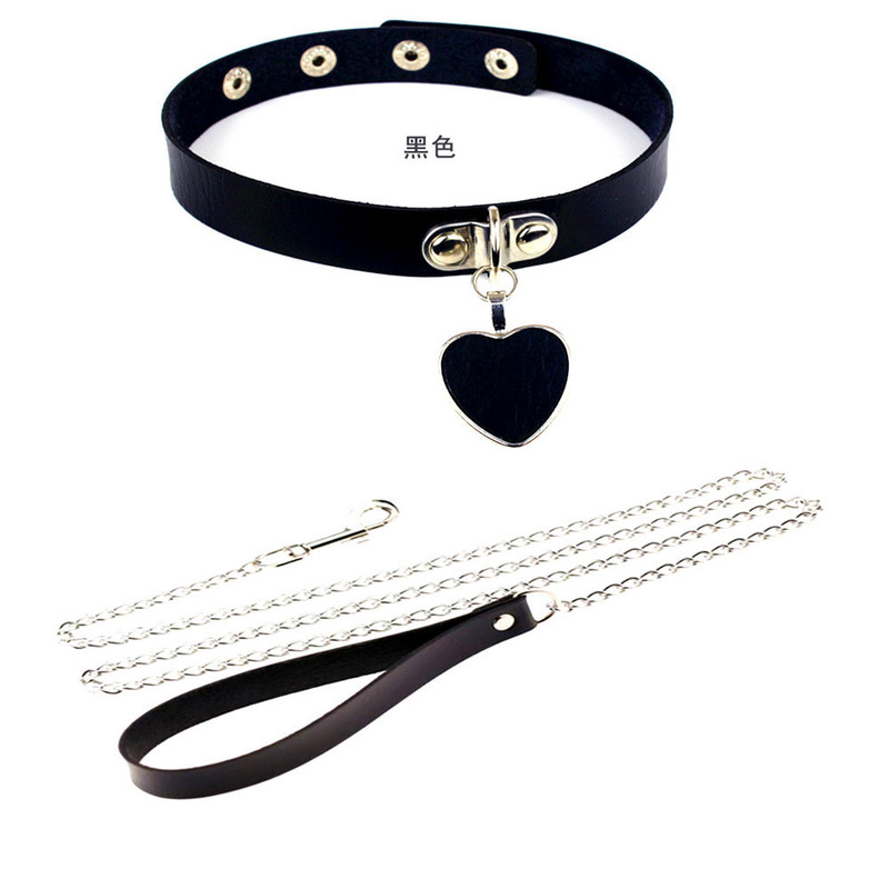 Exaggerated personality adult sex toy rivet collar Flirting necklace neck collar Special leash for dog slaves