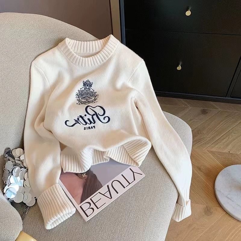 High-end letter embroidered round neck sweater for women in autumn and winter new style French lazy style soft waxy long-sleeved bottoming sweater