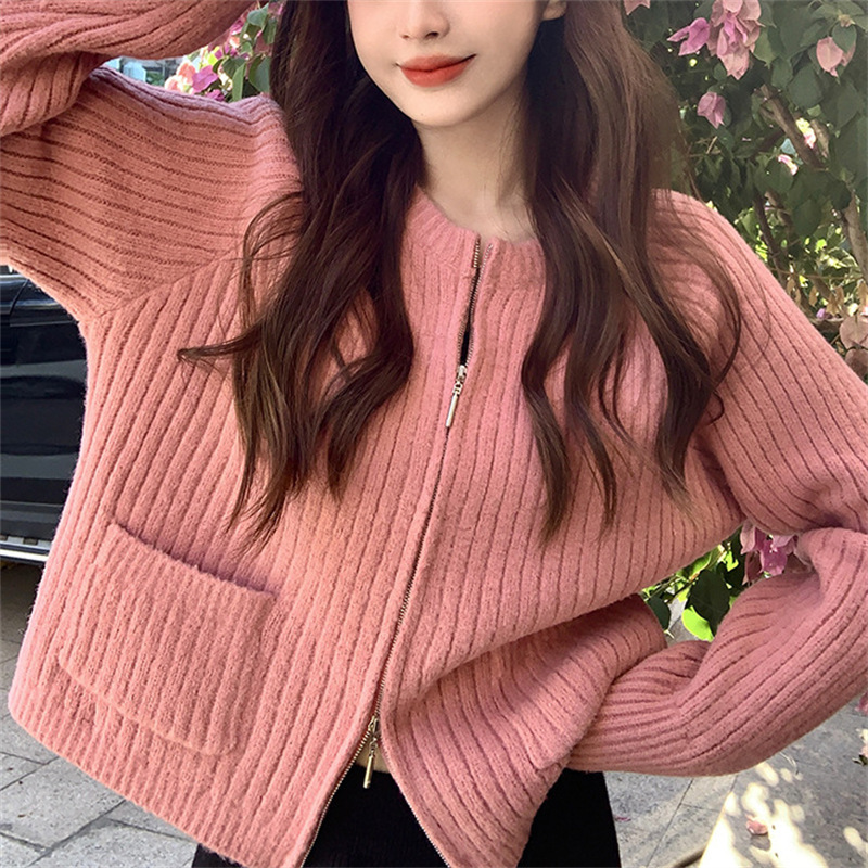 Soft and waxy double zipper short sweater jacket for women in autumn and winter new style loose lazy style versatile knitted cardigan top