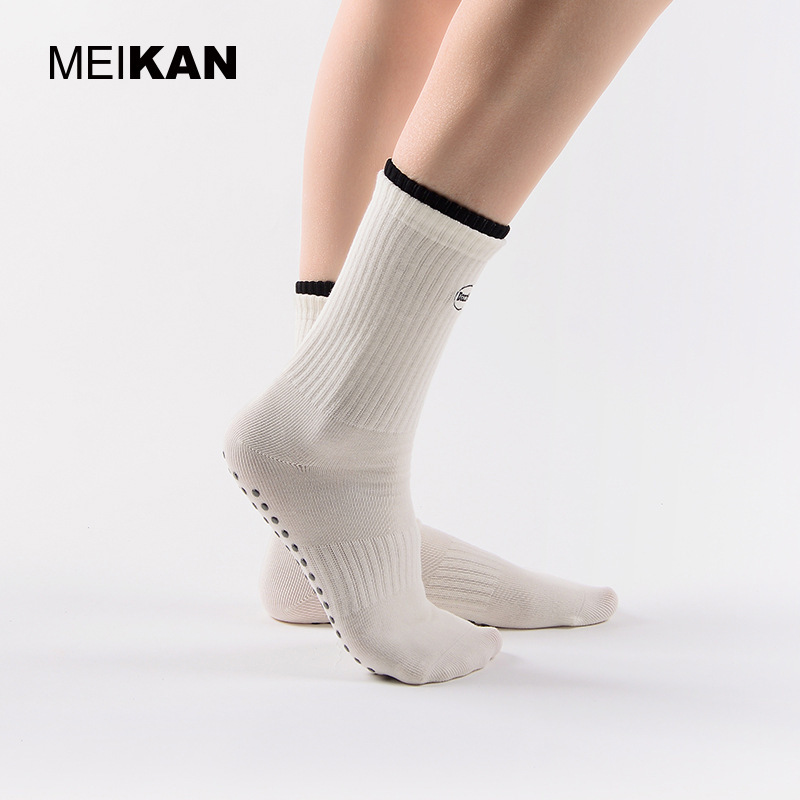 MEIKAN Yoga Socks Professional Anti-Slip Socks Indoor Floor Socks Trampoline Socks Fitness Compression Sports Socks