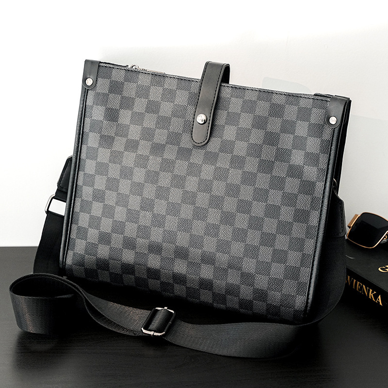 2024 new men's shoulder bag classic plaid commuter crossbody bag trendy men's shoulder bag ipad bag men's bag