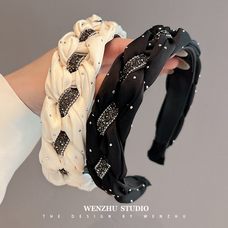 Black polka-dot twist headband for women, high-end, versatile hair clips and hair accessories for going out, face wash, makeup, hair press headband, wholesale