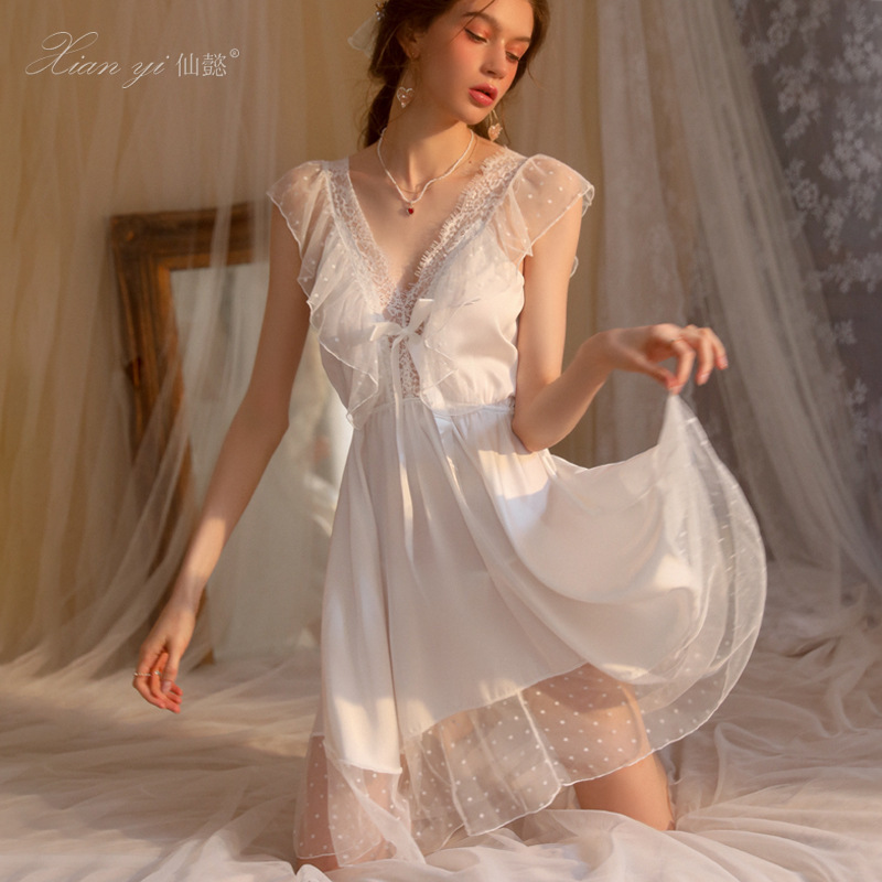 Xianyi private room long pajamas imitation silk pure lust style nightgown lace suspenders women's home clothes can be worn outside 472