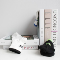 Socks men's short cotton socks spring and summer sports socks men's embroidered white socks ins trendy women's solid color thin style