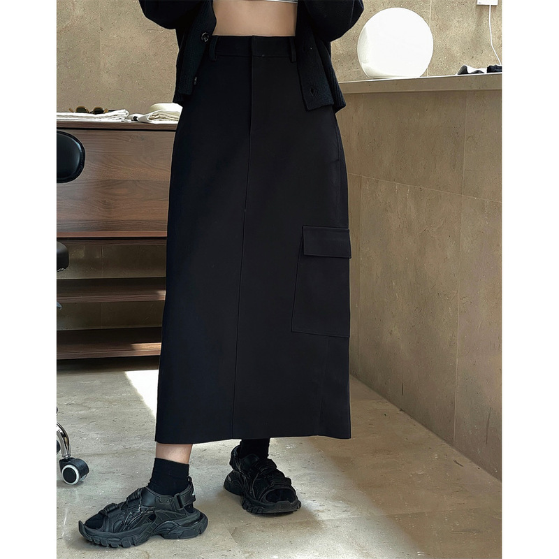 Early spring new style Korean workwear style fashionable pocket skirt straight long style wide and smooth back slit long skirt for women