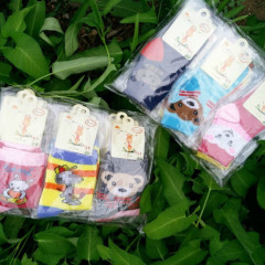 Autumn and winter independently packaged cute cartoon children's socks breathable non-slip mid-calf baby socks with various mixed hair