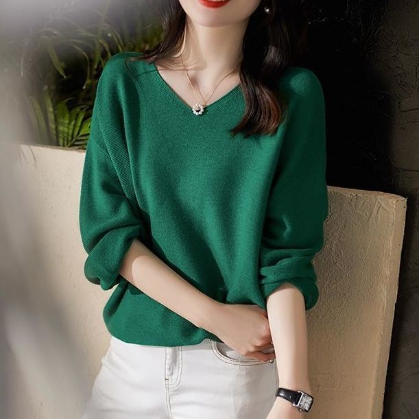 New autumn and winter Korean style simple V-neck women's solid color inner short loose long-sleeved knitted bottoming shirt